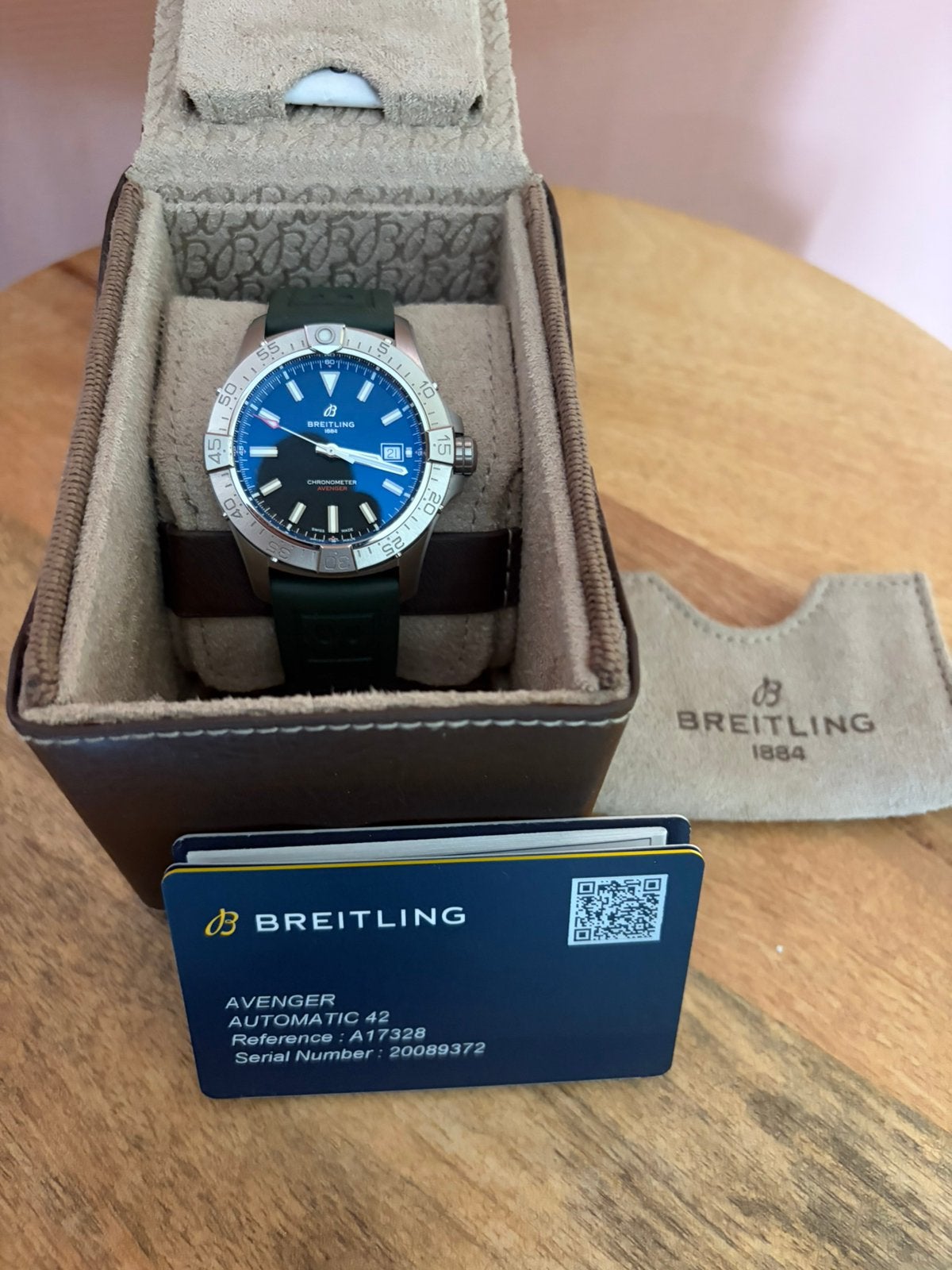 Breitling Avenger automaitc 42, Ophalen, Zo goed als nieuw, Breitling