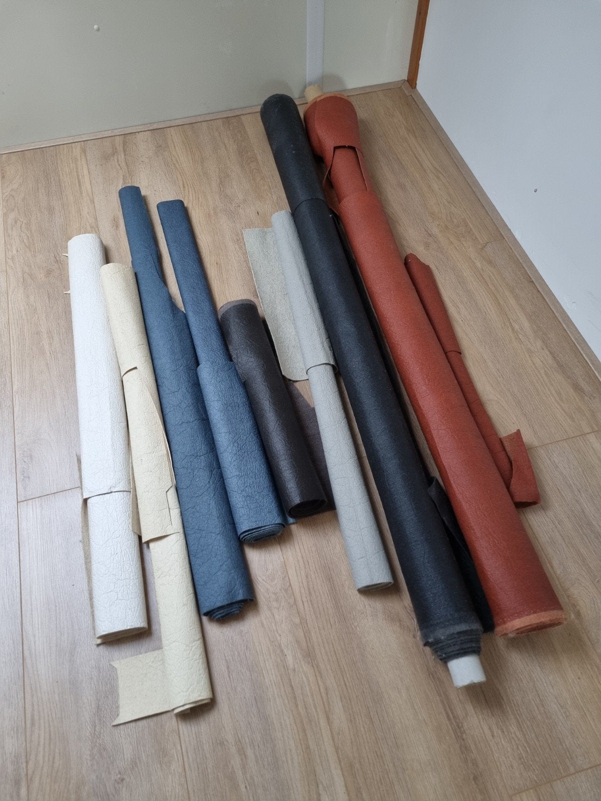 Restpartij Pinatex fruitleer vegan leer van ananasbladeren, Ophalen, 120 cm of meer, Leer of Kunstleer, Nieuw