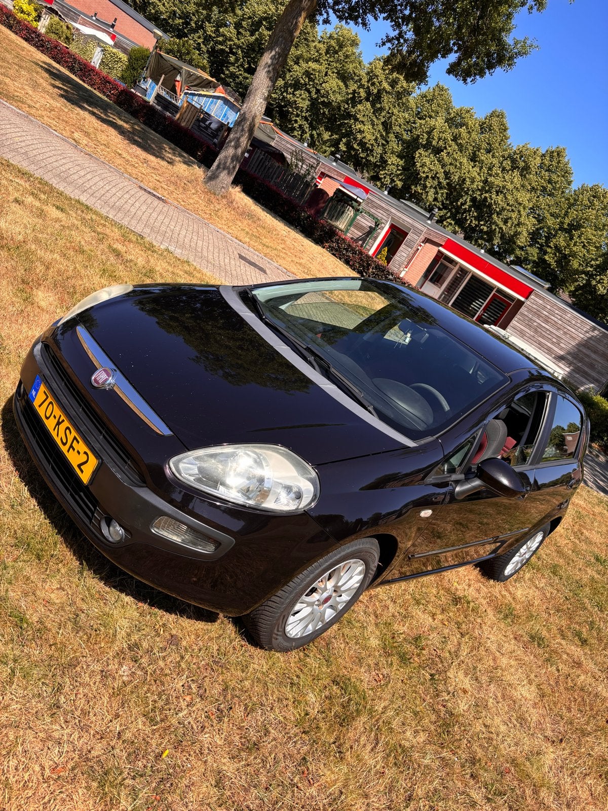 Fiat Punto 1.4 5DR 2010 Zwart, Auto's, Fiat, Voorwielaandrijving, 40 €/maand, 4 cilinders, Zwart