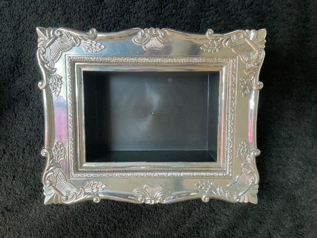 Zilverkleurige ophangmeubel(lijst42x34, binnen 25x18 cm), Ophalen, Zilver, Wandhanger, 34 cm