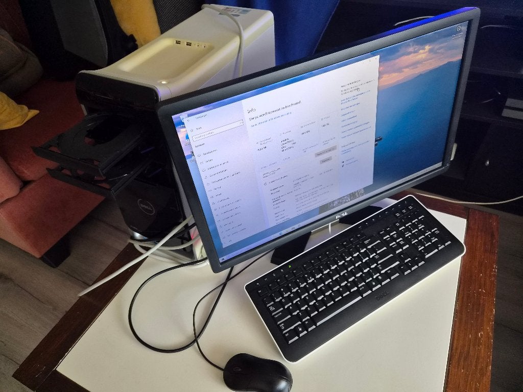 Dell XPS Studio 8100 met 2 monitors, Computers en Software, Gebruikt, HDD, 8 GB, 2 TB