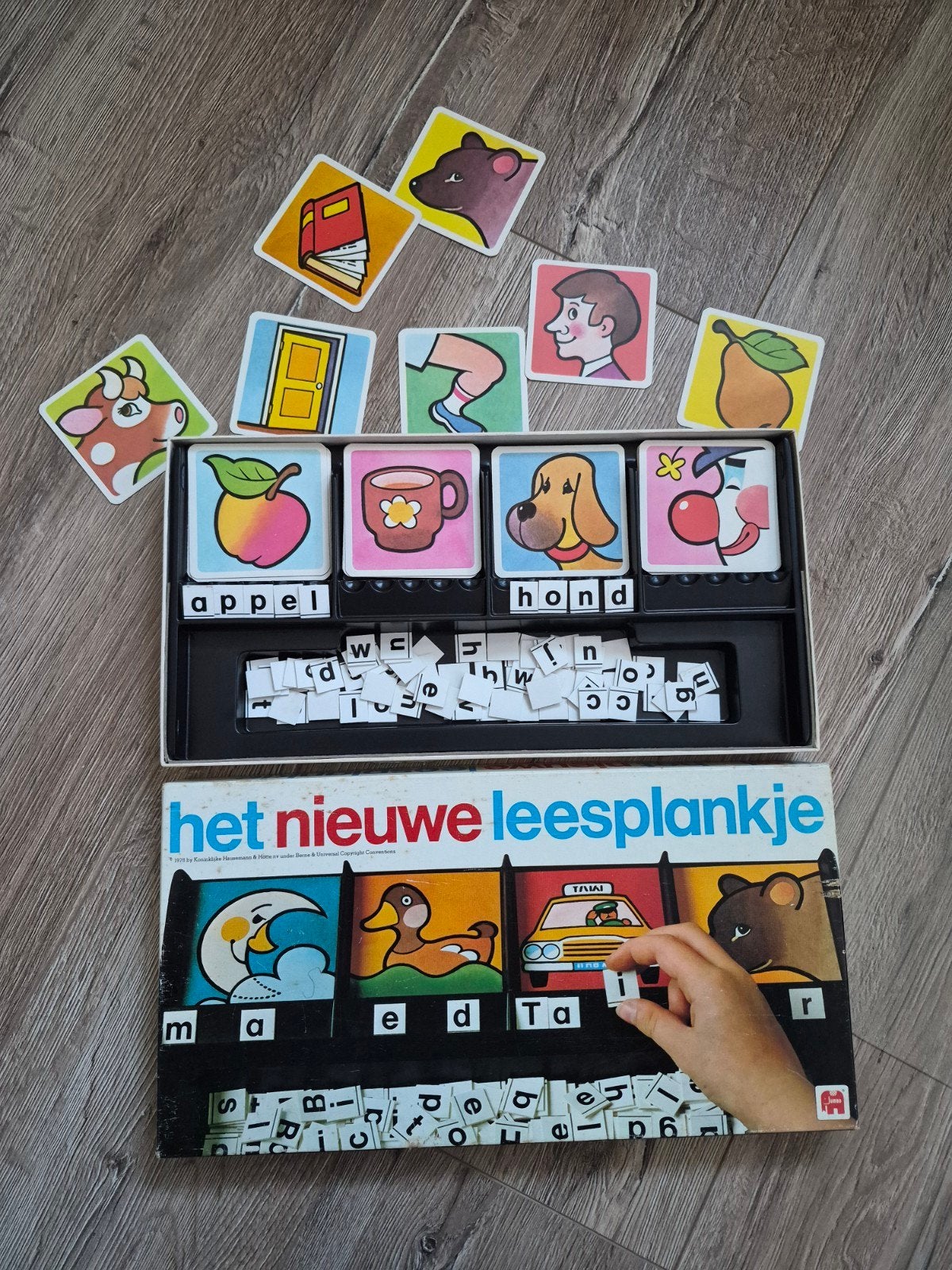Leesplankje / letterplankje met 24 kaartjes, Ophalen, Gebruikt, Taal en Lezen