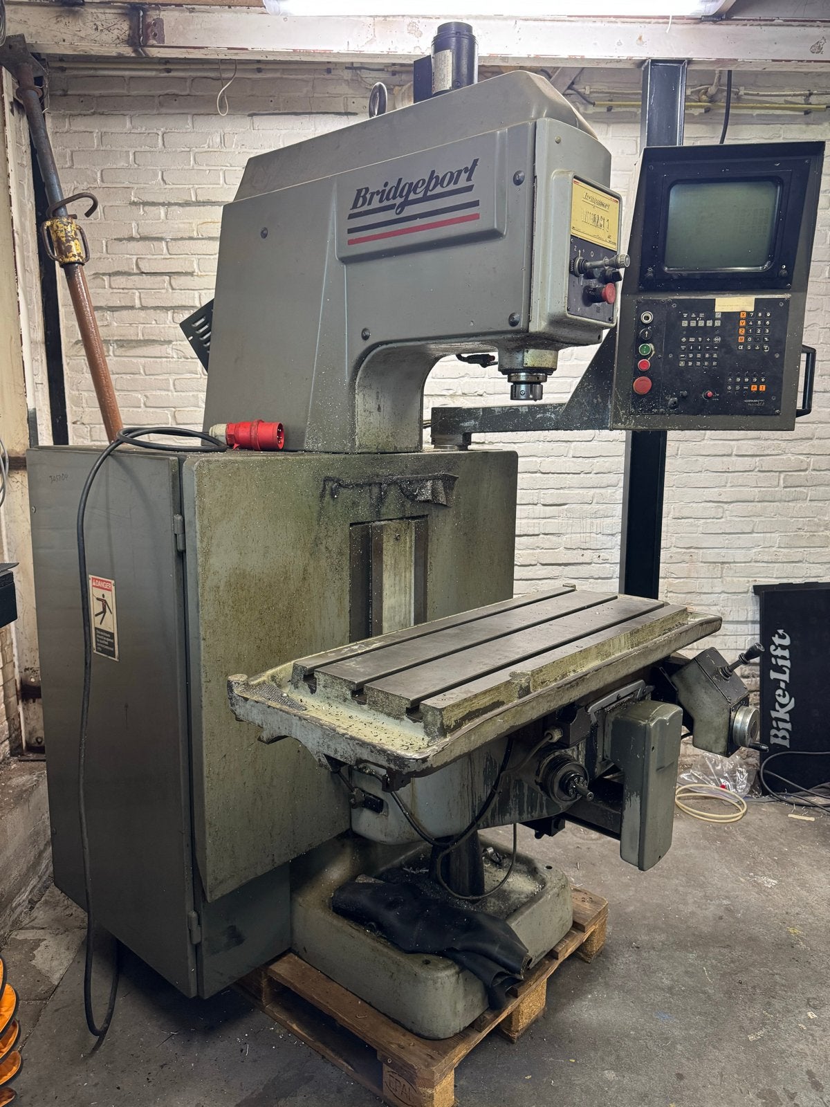 Bridgeport Interact 1 mk2 CNC Freesmachine TEAB, Doe-het-zelf en Verbouw, Gereedschap | Freesmachines, Ophalen, Elektrisch, Overige soorten