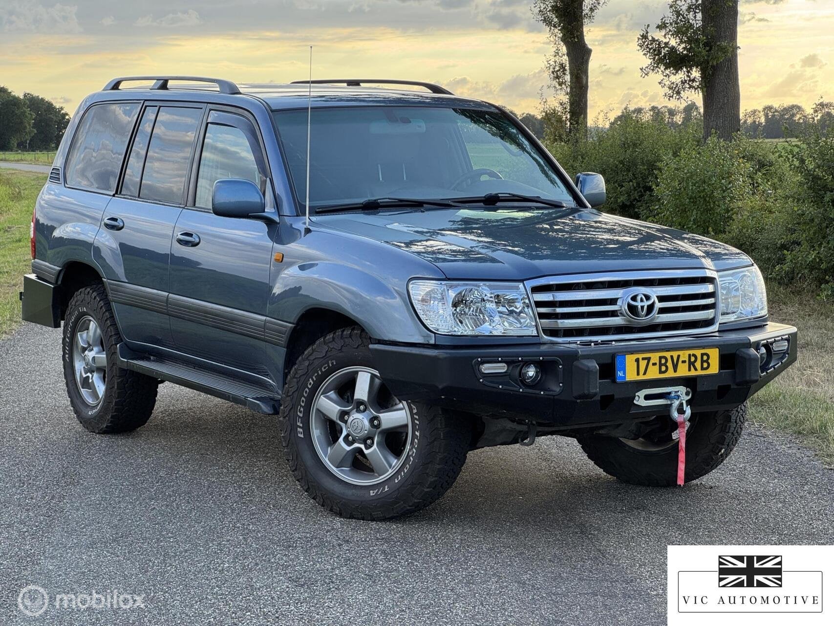 Toyota LandCruiser 100 4.2 Executive HR Van Land Cruiser, Auto's, Gebruikt, 4164 cc, Stoelverwarming, Bedrijf