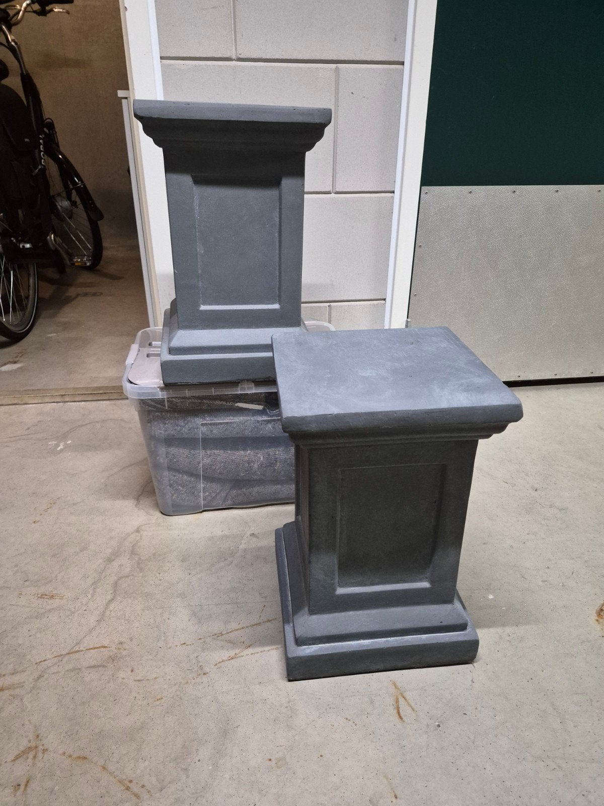 2 sokkels voor in de tuin, Rond, Ophalen of Verzenden, Tuin, Minder dan 40 cm