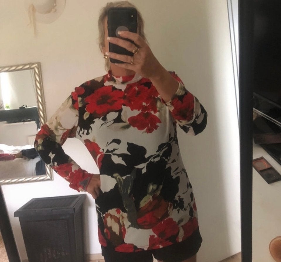 Norah truitje maat 44 met bloemenprint, Ophalen of Verzenden, Gedragen, Maat 42/44 (L), Rood