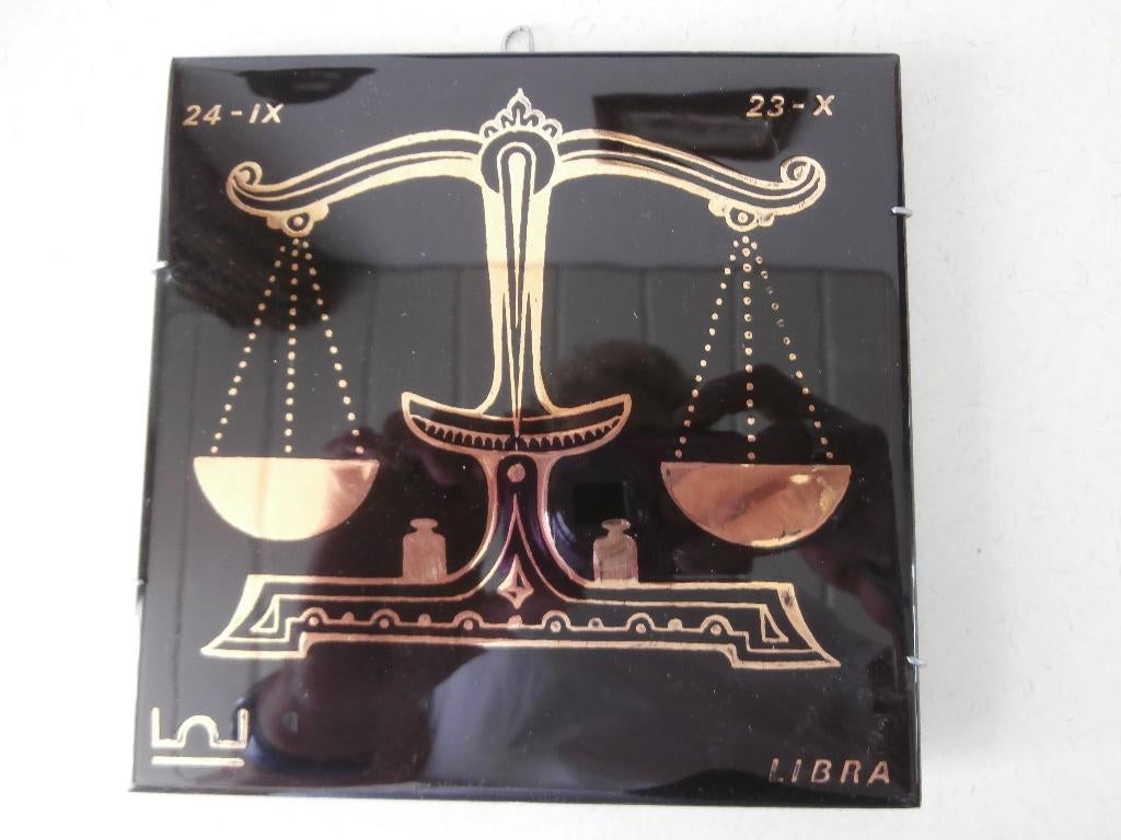 Tegel weegschaal Libra, Ophalen of Verzenden, Zo goed als nieuw