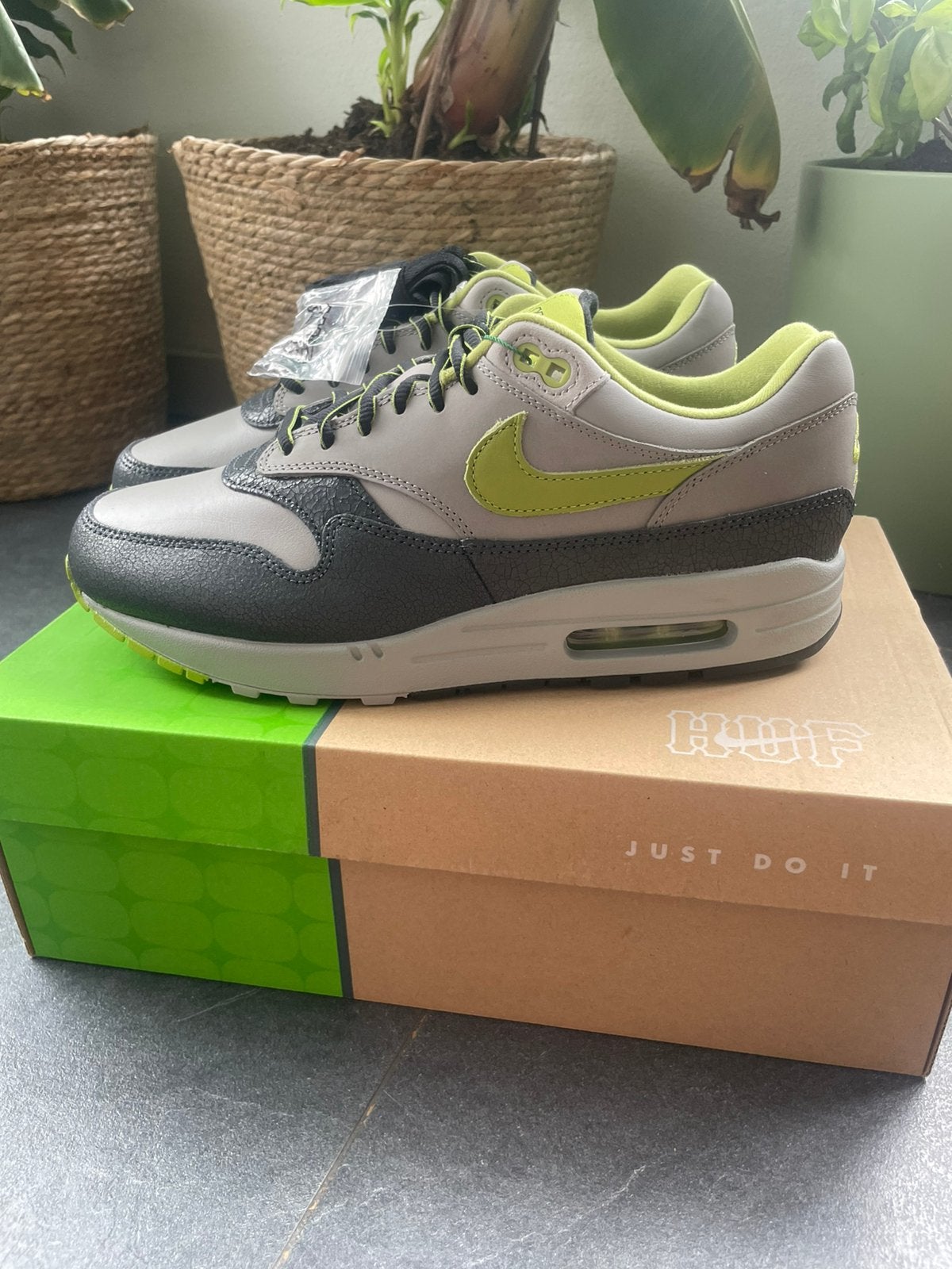 Nike Air Max 1 SP HUF Pear Green! Nieuw! Maat 43! OG, Kleding | Heren, Overige kleuren, Nieuw, Ophalen of Verzenden, Sneakers of Gympen