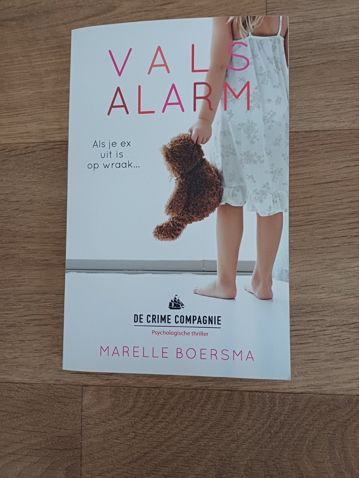 Vals Alarm - Marelle Boersma (Psychologische thriller), Ophalen of Verzenden, Zo goed als nieuw, Marelle Boersma, Nederland