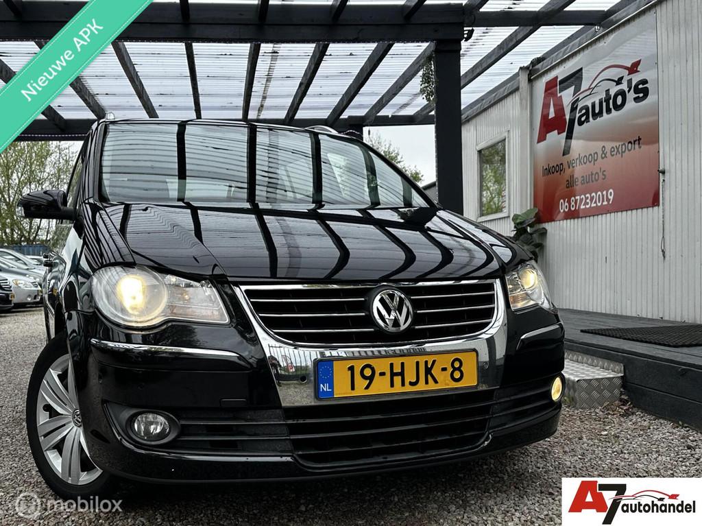 Volkswagen Touran 1.4 TSI Highline//Nieuwe APK//Automaat, Auto's, Gebruikt, 4 cilinders, Zwart, Bedrijf