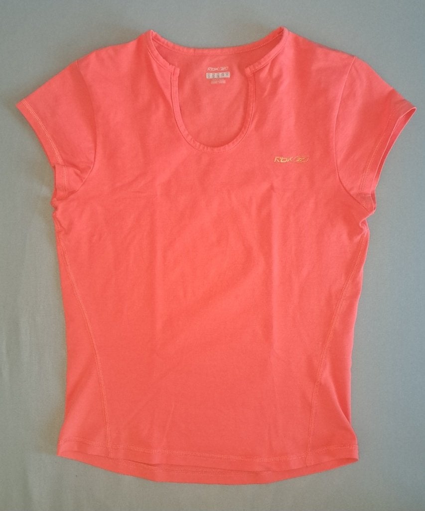 Reebok dames sportshirt zalmroze + gouden logo's (maat M), Kleding | Dames, Maat 38/40 (M), Verzenden, Roze, Fitness of Aerobics