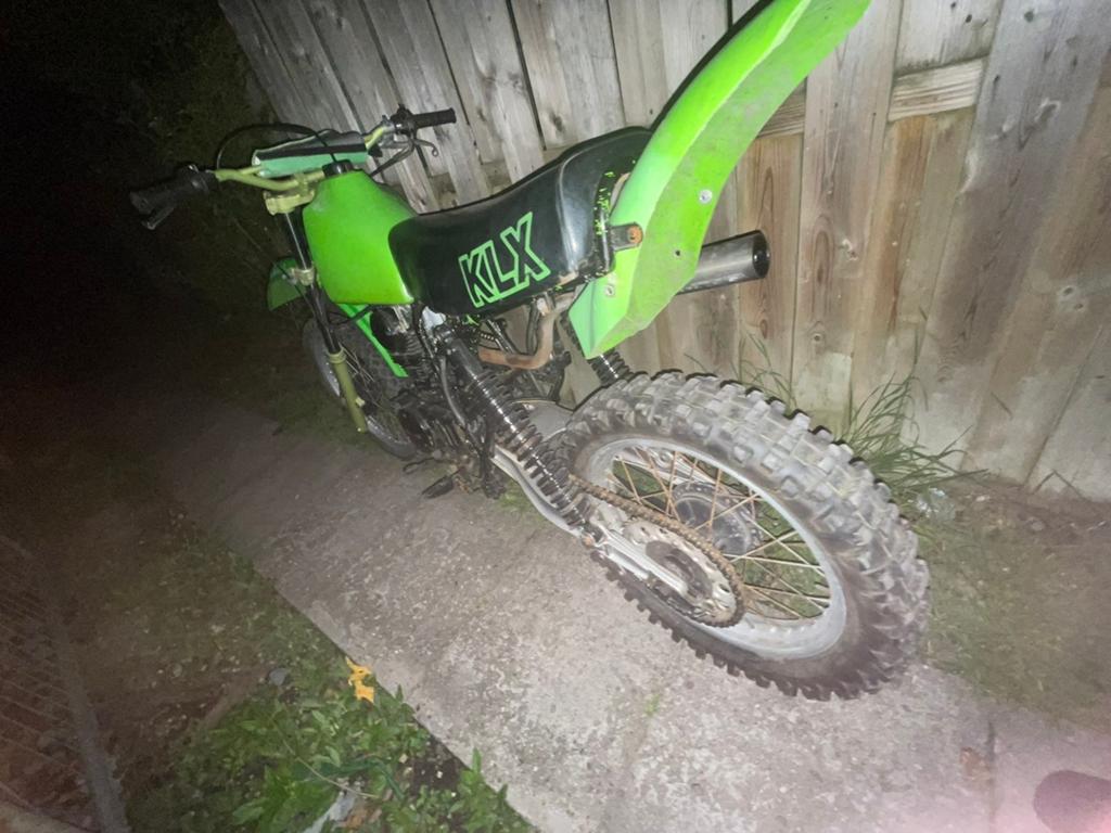 Kwasaki klx 250cc, Fietsen en Brommers, Brommers | Crossbrommers, Ophalen of Verzenden, Zo goed als nieuw, Overige merken