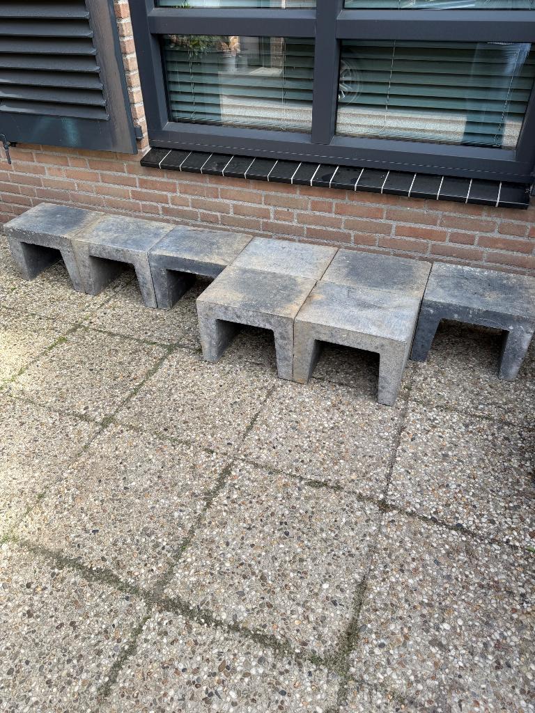 U betonblokken grijs 30x30x40, Ophalen, Overige typen, Zo goed als nieuw, Minder dan 5 m²