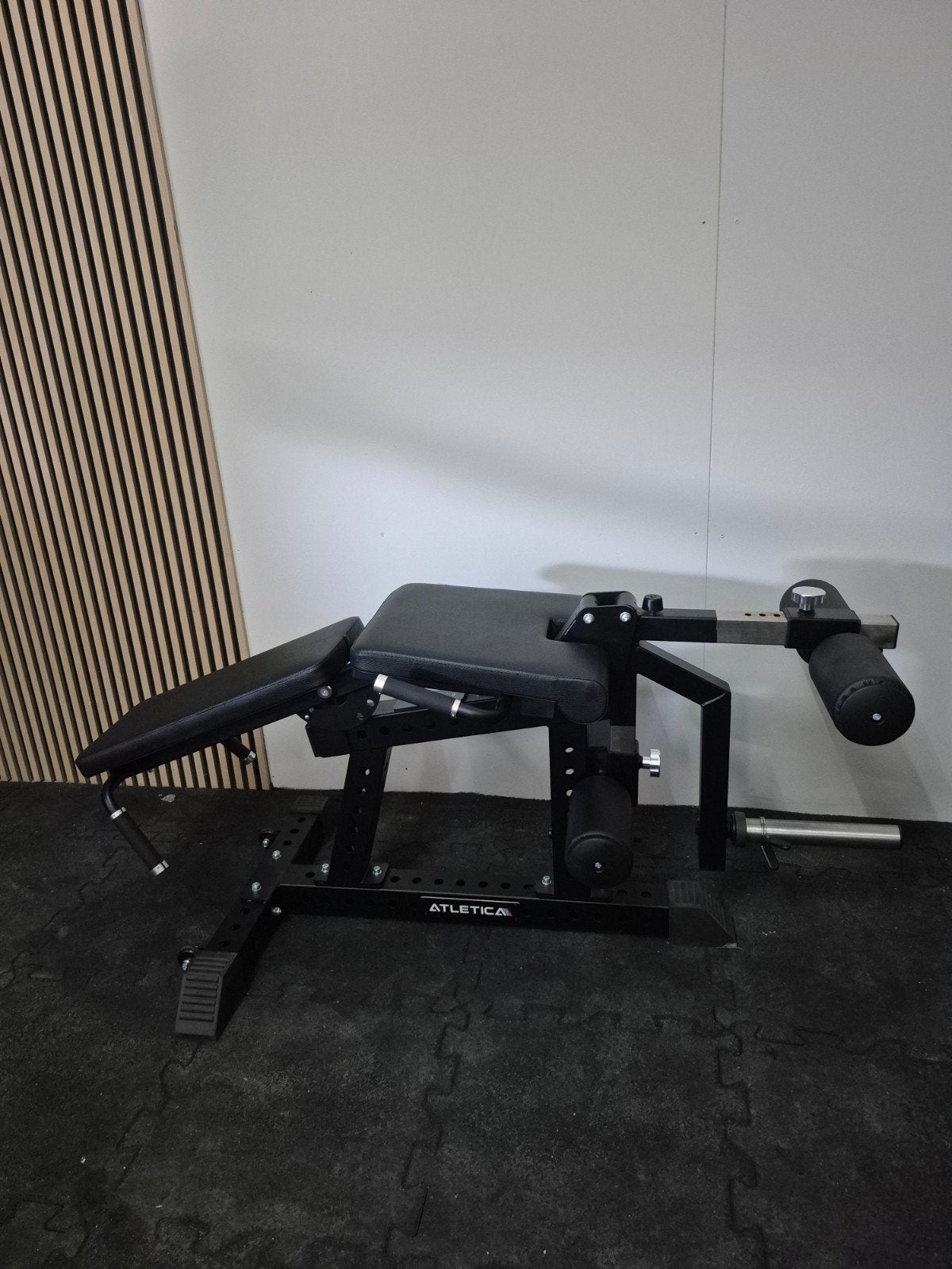 Atletica Quadriga Leg Extension & Leg Curl – NIEUWSTAAT!, Sport en Fitness, Fitnessmaterialen, Ophalen, Zo goed als nieuw, Benen