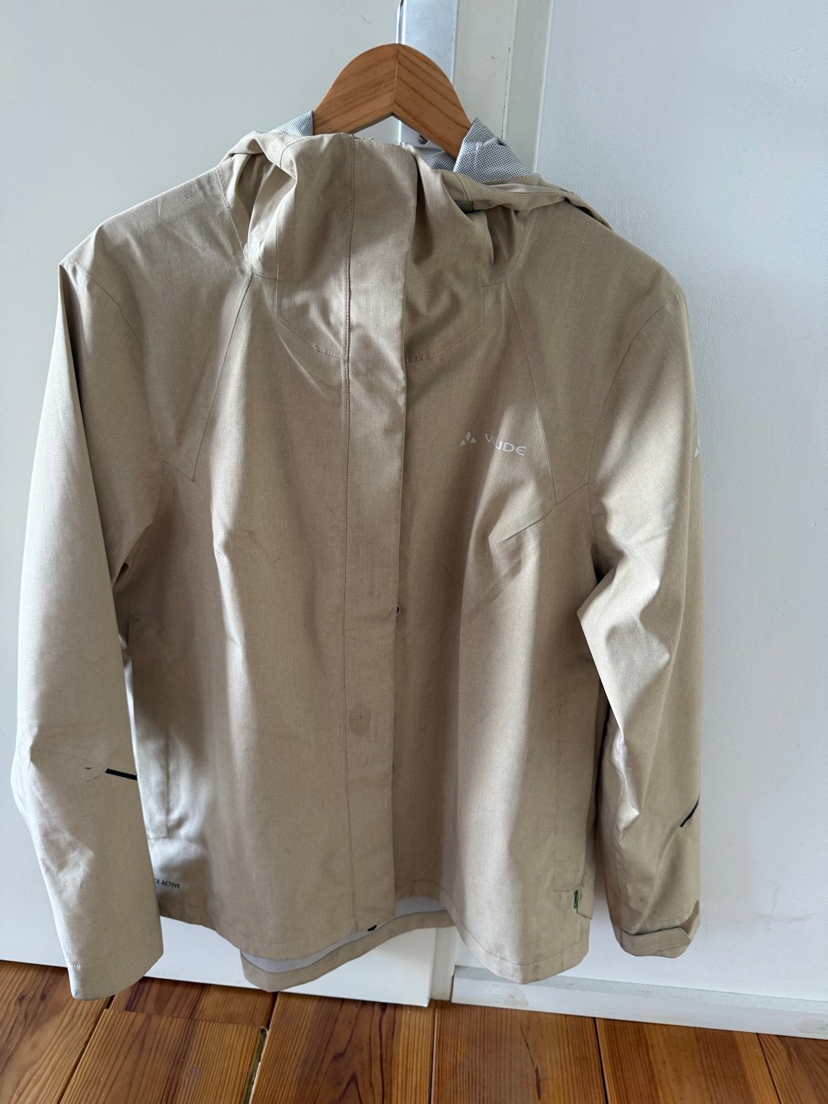 Vaude regenjas maat L, Ophalen of Verzenden, Zo goed als nieuw, Maat 42/44 (L), Beige