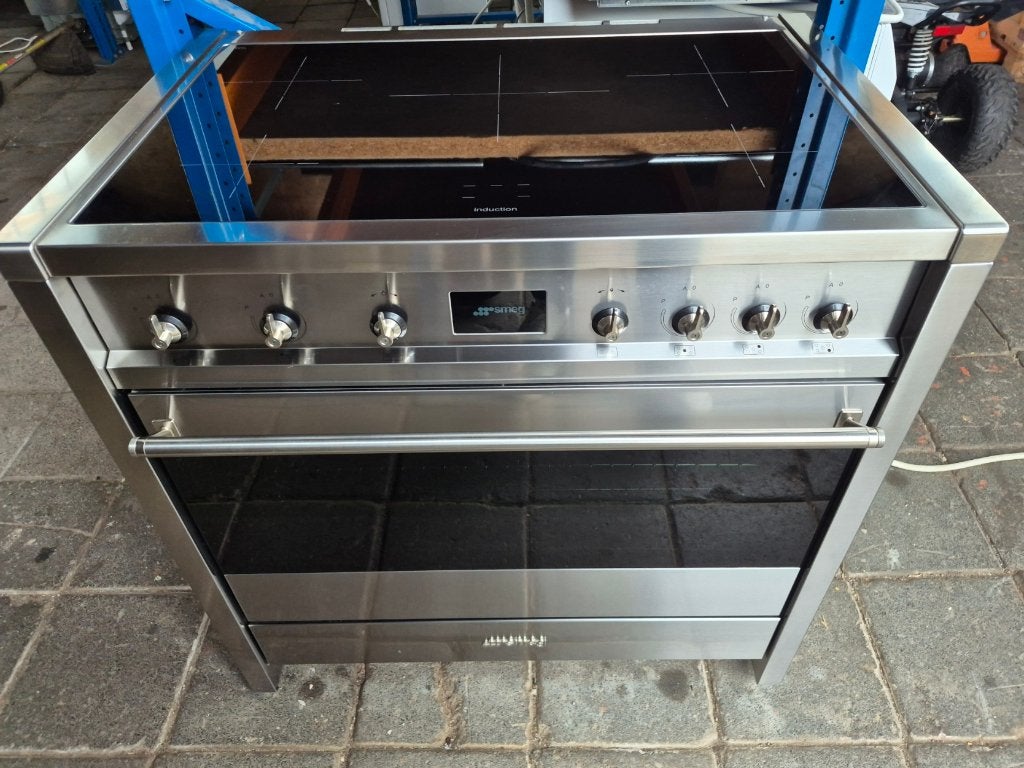 NIEUW MODEL 90CM SMEG INDUCTIE FORNUIS MET HETELUCHT OVEN, Witgoed en Apparatuur, Minder dan 45 cm, Smeg, Hete lucht, 60 cm of meer