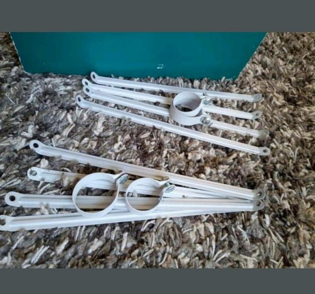 IKEA STOLMEN. Wit of grijs .
Wand bevestigingsriemen, Huis en Inrichting, Ophalen, Nieuw, 25 tot 50 cm, Minder dan 100 cm