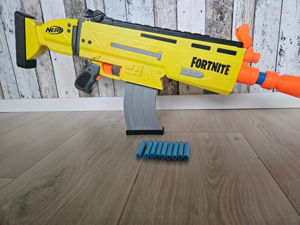 Nerf Fortnite AR-L Blaster met 10 Darts, Ophalen of Verzenden, Gebruikt, Jongen of Meisje