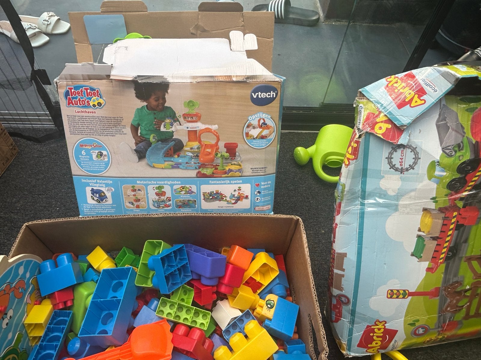 Grote doos vol speelgoed: VTech, Abric, bouwblokken en meer, Ophalen, Gebruikt, Jongen of Meisje
