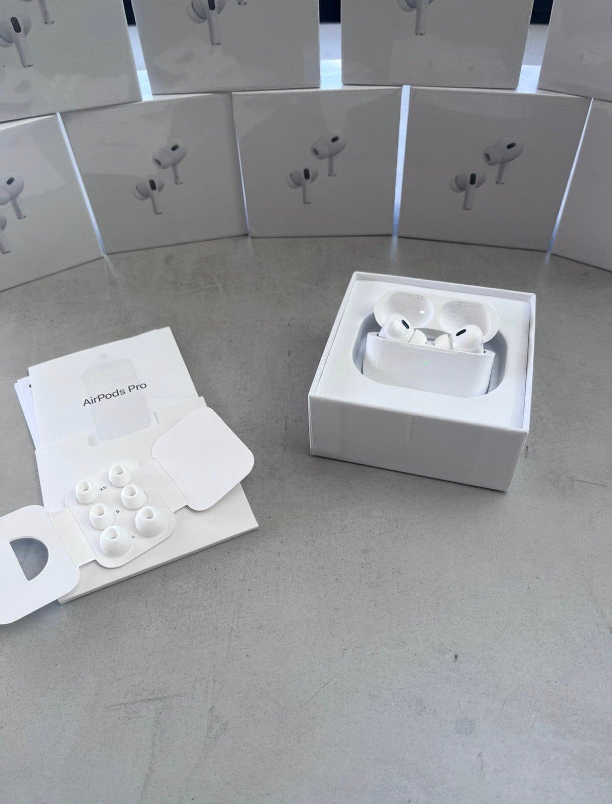 Airpods pro 2 - geseald in doos, Ophalen of Verzenden, Nieuw