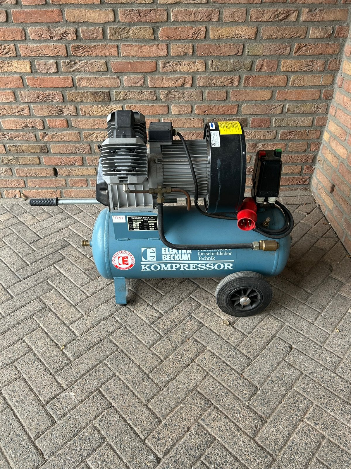 Elektra-Beckum Luchtcompressor LP 300/10/40 D, Doe-het-zelf en Verbouw, Gebruikt, 10 bar of meer, Ophalen of Verzenden, 25 tot 100 liter