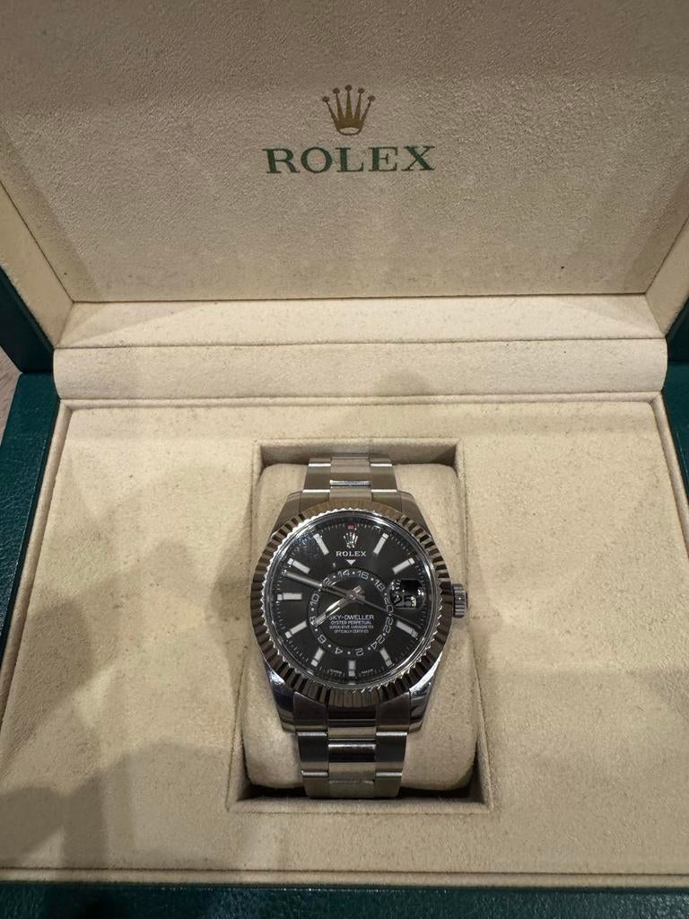 Rolex Sky-Dweller Zwarte plaat full set 2018, Polshorloge, Ophalen of Verzenden, Zo goed als nieuw, Rolex