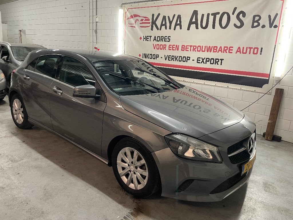 Mercedes-Benz A-Klasse A180cdi 1.5 Blue Efficiency 2016, Auto's, Voorwielaandrijving, 4 cilinders, Bedrijf, 140 €/maand