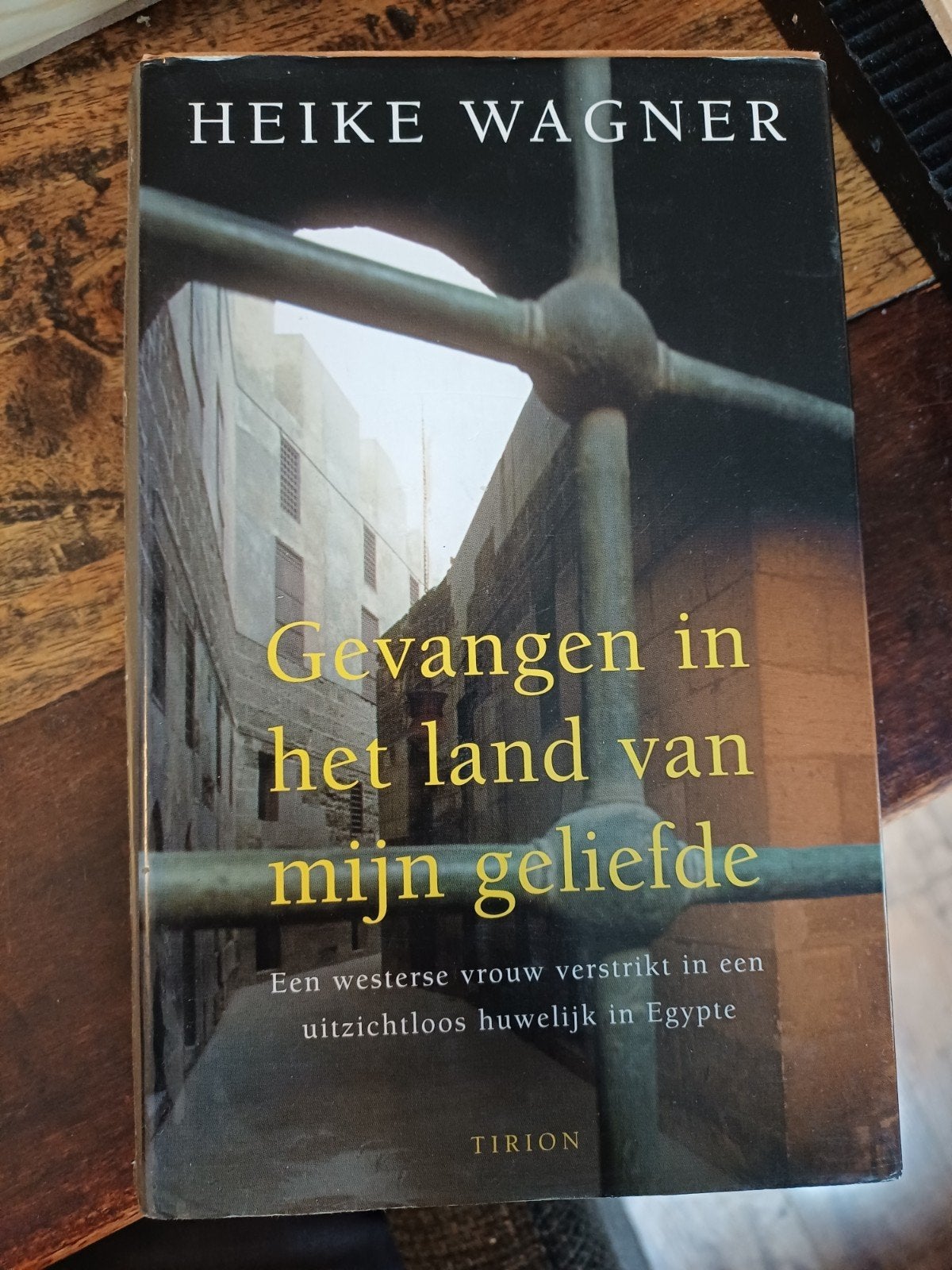 Gevangen in het land van mijn geliefde - Heike Wagner, Ophalen of Verzenden, Gelezen, Heike Wagner, Nederland
