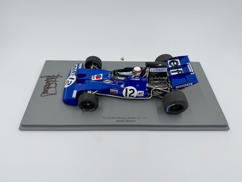 1/18 Spark Tyrrell Jackie Stewart WC 1971 signed, Ophalen of Verzenden, Auto's