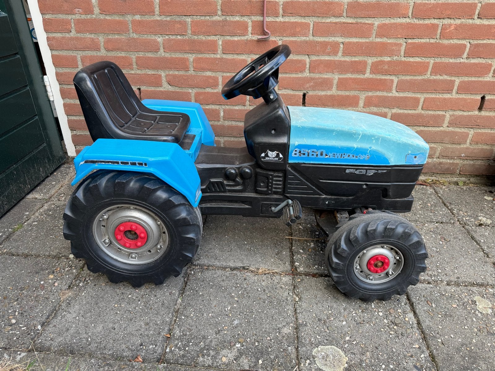 New Holland 8560 Traptractor, Ophalen, Gebruikt