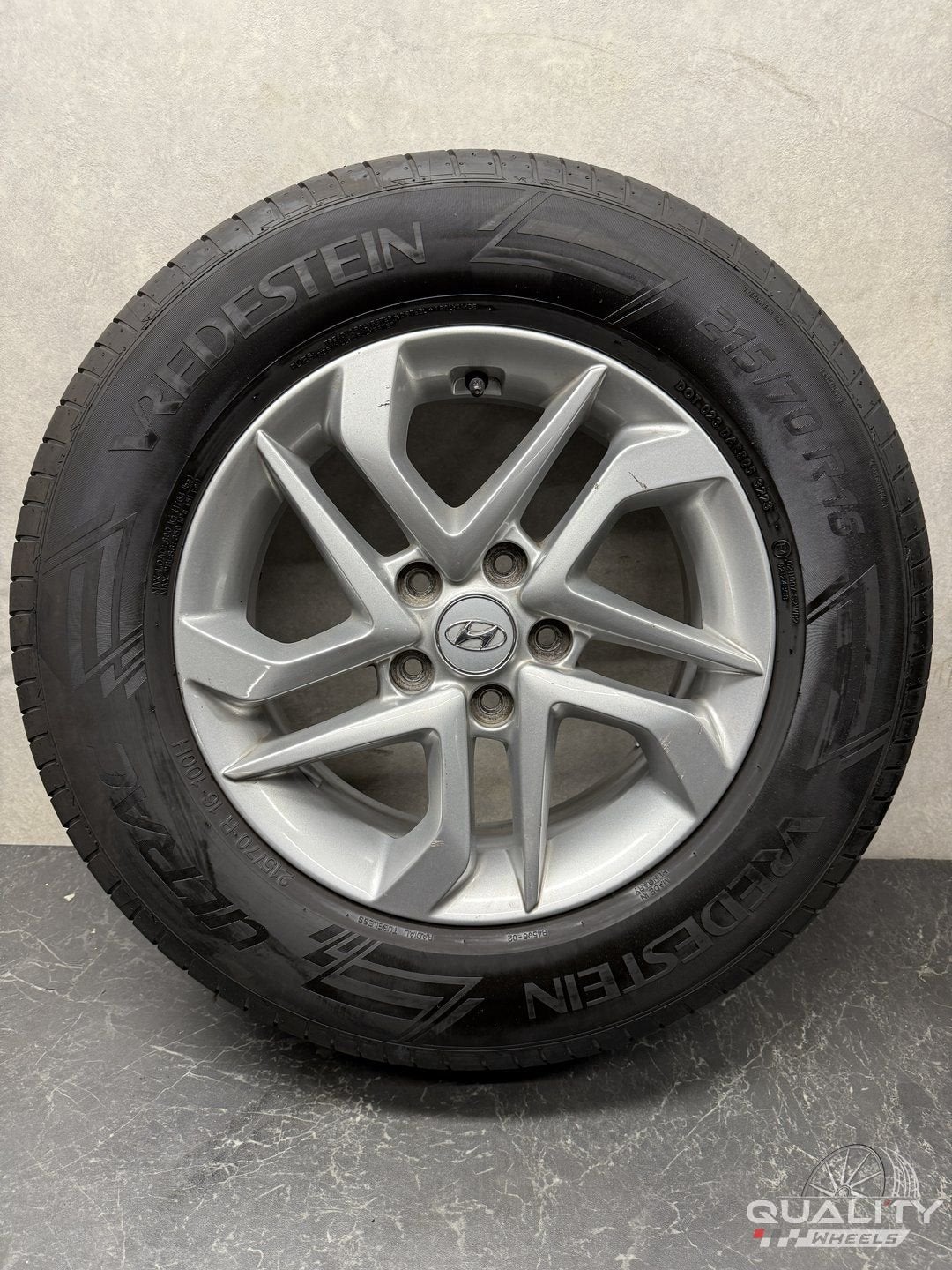 16" Hyundai Tucson, Mitsubishi Outlander, ASX, Eclipse Cross, Auto-onderdelen, Banden en Velgen, -, Banden en Velgen, Ophalen of Verzenden