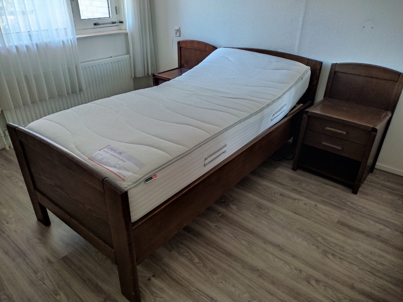 senioren bed electrisch verstelbaar, Ophalen, Verstelbaar, 90 cm, Eenpersoons