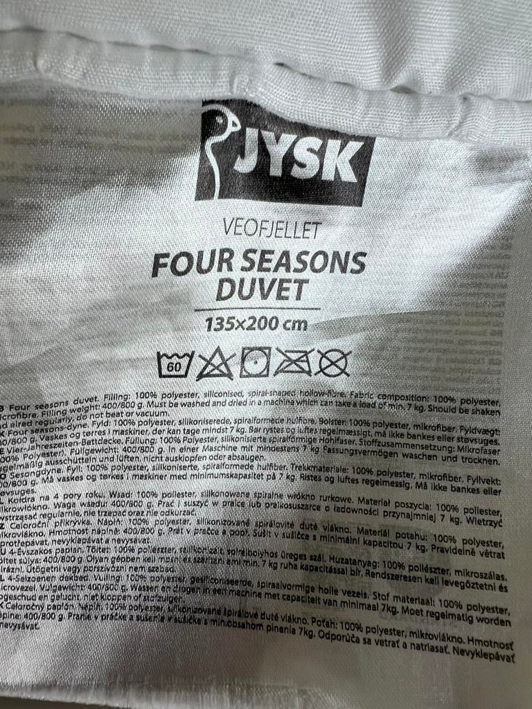 4-seizoenen dekbed JYSK (PIVAR) – nieuw, ongebruikt, Caravans en Kamperen, Ophalen, Zo goed als nieuw