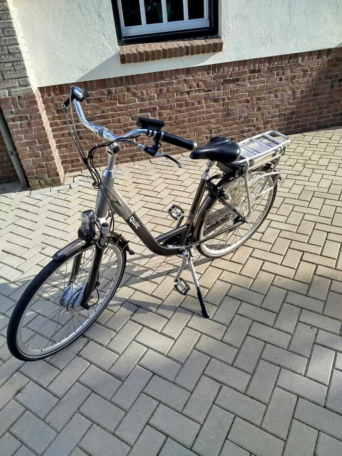 Elektrische fiets QWIC in uitstekende staat., Ophalen, Zo goed als nieuw, 30 tot 50 km per accu, Qwic
