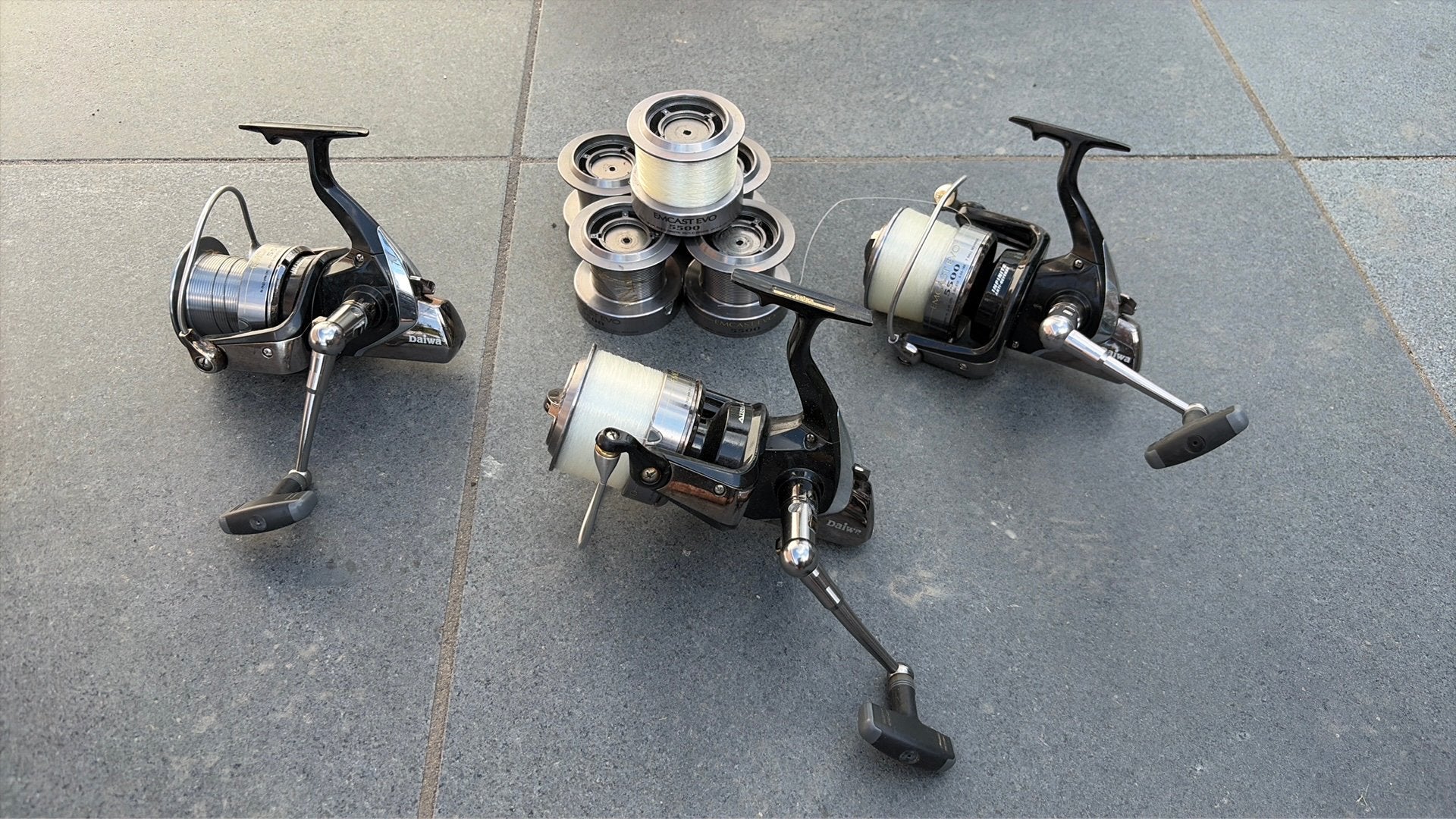 3 daiwa emcast evo 5500 ab, Watersport en Boten, Ophalen, Gebruikt