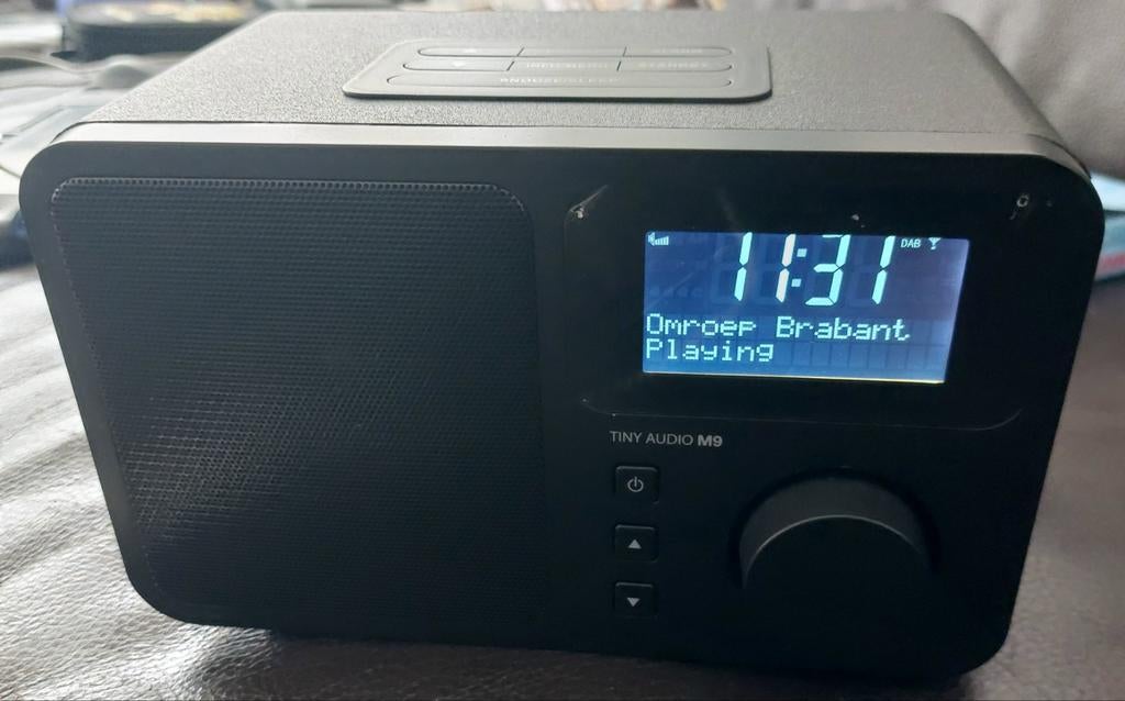 Tiny Audio M9 DAB+ Radio - Compact en Modern, Ophalen of Verzenden, Zo goed als nieuw, Radio