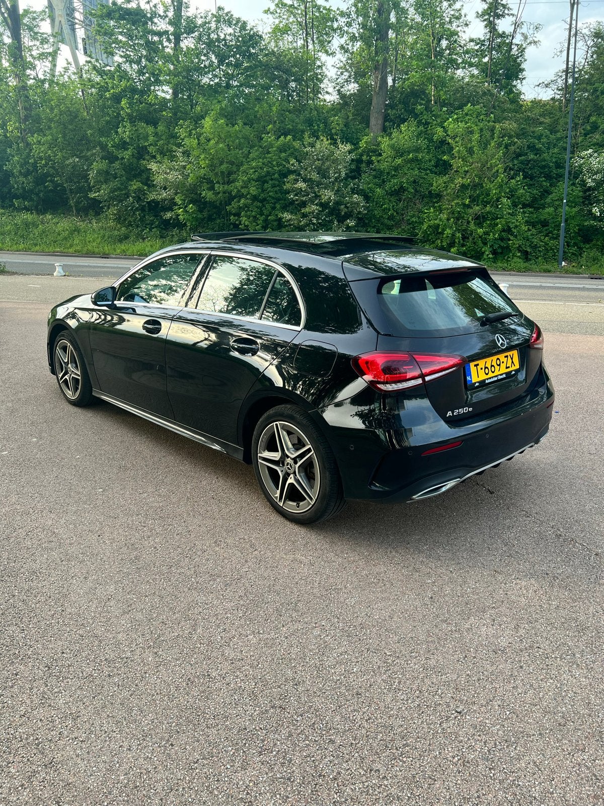 Mercedes-Benz A-Klasse A 250 e 218pk 8G-DCT 2020 Zwart, Zwart, 160 pk, Zwart, Plug-in hybride