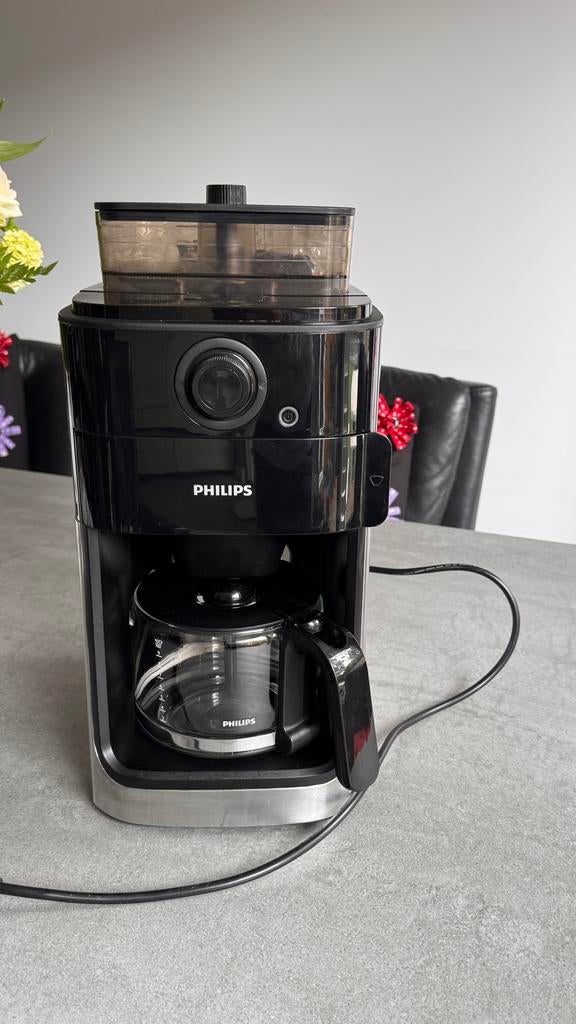 Philips Grind & Brew HD7765/00 Koffiezetapparaat met molen, Witgoed en Apparatuur, Koffiezetapparaten, Gebruikt, Gemalen koffie