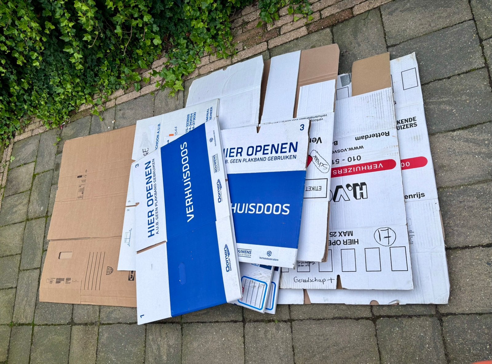 10 stevige, gebruikte verhuisdozen (diverse maten/merken), Ophalen, 40 tot 60 cm, 50 tot 75 cm, 35 tot 50 cm