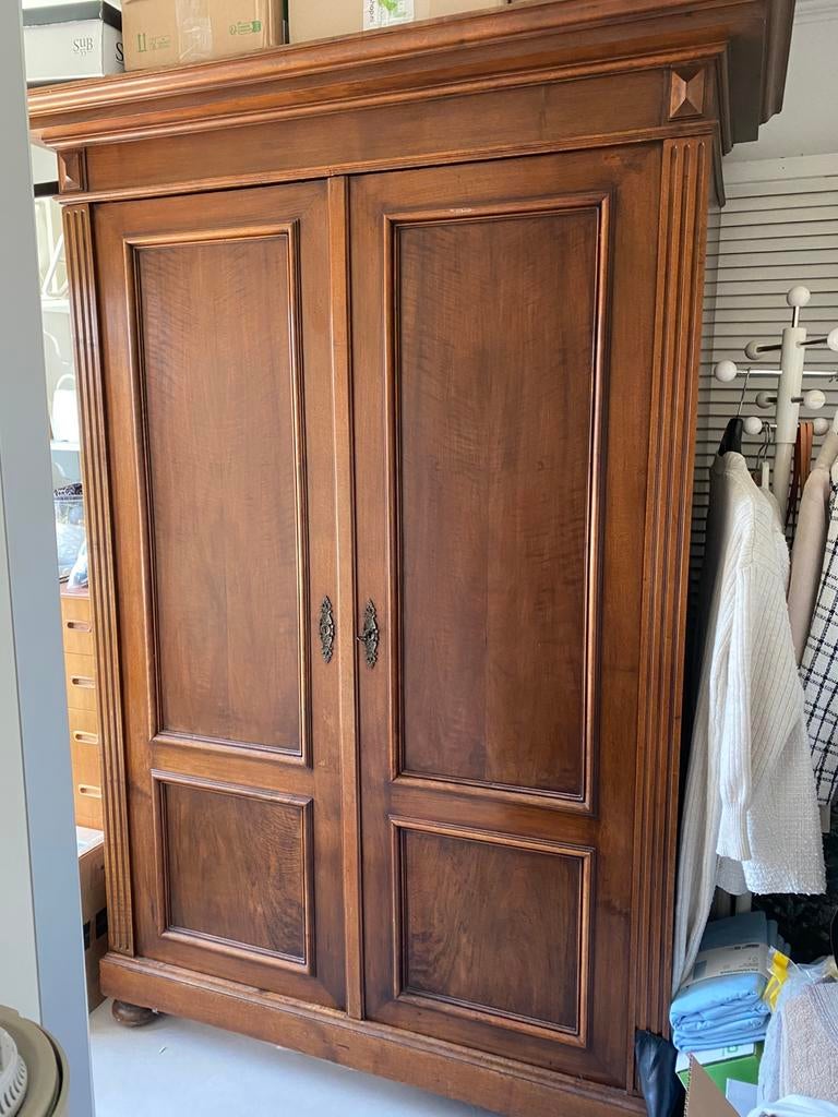 Unieke mahoniehouten kast (antiek), Ophalen