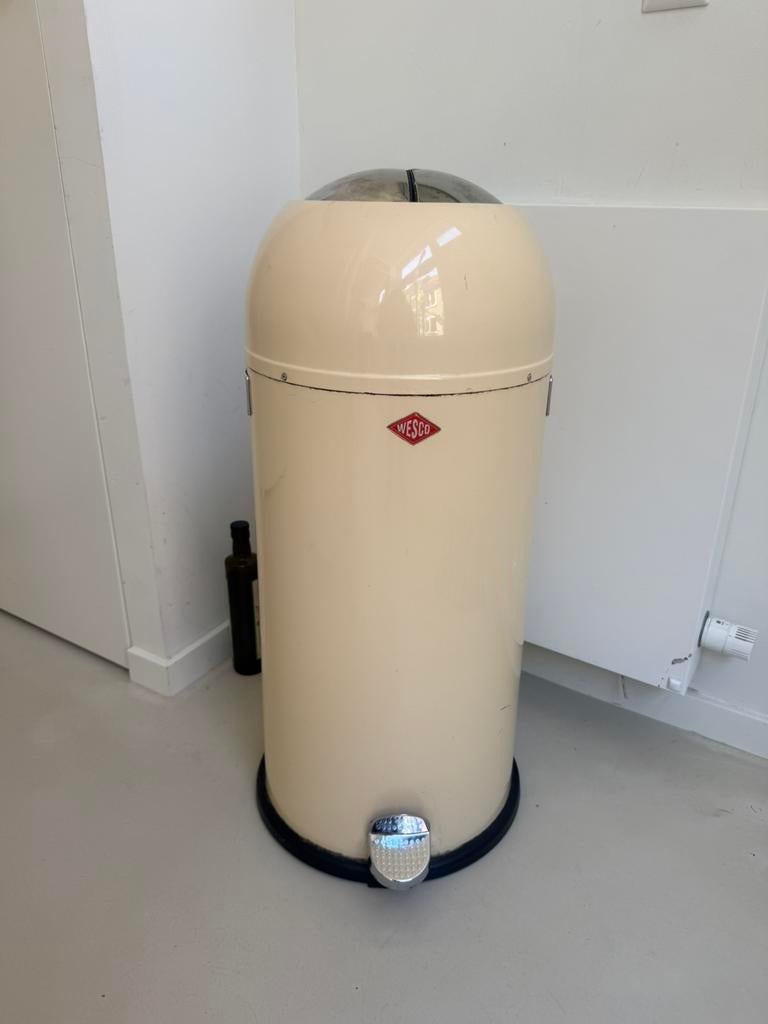 Wesco Kickmaster 40L, Huis en Inrichting, Woonaccessoires | Prullenbakken, Ophalen, Gebruikt, Minder dan 50 cm