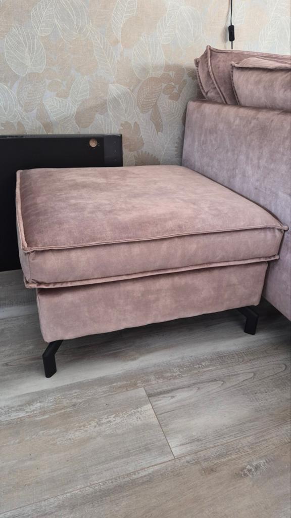 Hocker 80x80x43 cm, stof terra met zwarte poten, Ophalen