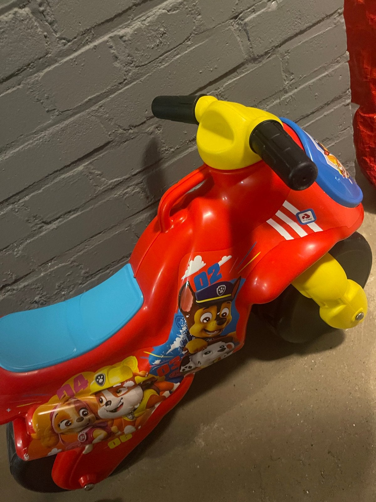 Paw Patrol Loopmotor - Rood, Ophalen, Zo goed als nieuw, Loopfiets