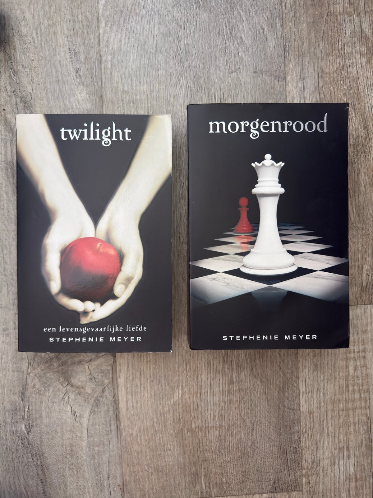 Twilight & Morgenrood - Stephenie Meyer (Boekenset), Ophalen of Verzenden, Gelezen, Nederland