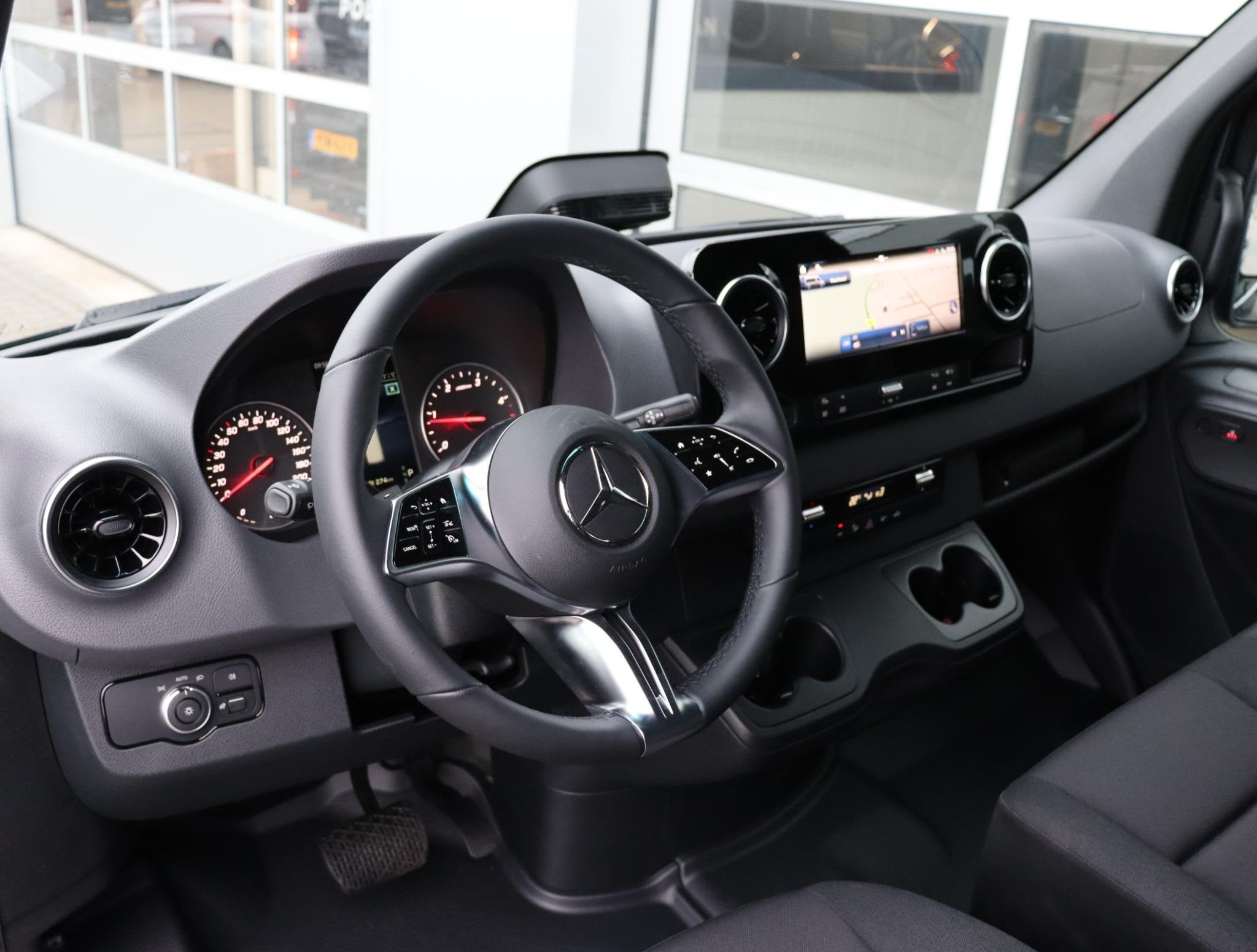 Mercedes-Benz Sprinter 319 1.9 CDI L2H2 Pro 3.5T Trekgewicht, Automaat, Gebruikt, Euro 6, Bedrijf