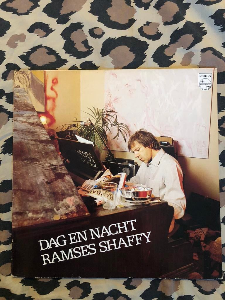 Lp Ramses Shaffy / Dag en nacht (1978), Cd's en Dvd's, Vinyl | Nederlandstalig, Ophalen, Gebruikt, 1970 - 1979, Levenslied of Smartlap