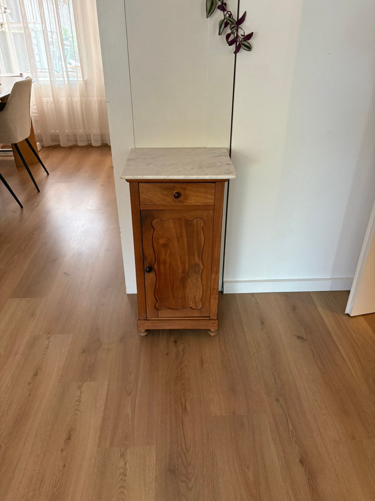 Antieke Nachtkastje Marmeren Blad, Ophalen, Zo goed als nieuw, Minder dan 45 cm, 70 cm of meer