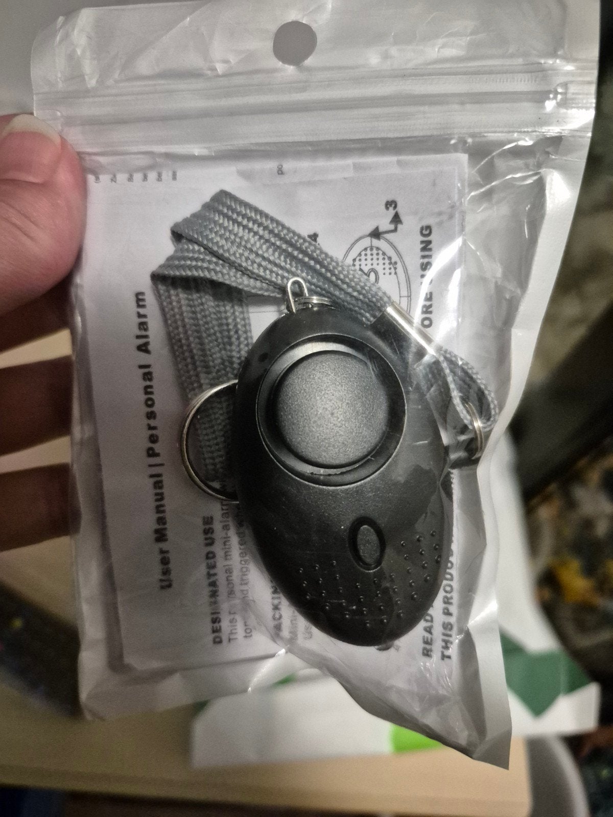 Nieuw zwart persoonlijk alarm s.o.s. sleutelhanger, Ophalen of Verzenden, Nieuw, Detector, Sensor of Melder, Rook