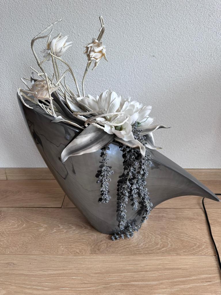 Vaas met kunst bloemen, Huis en Inrichting, Ophalen, Overige materialen, Overige kleuren, Zo goed als nieuw