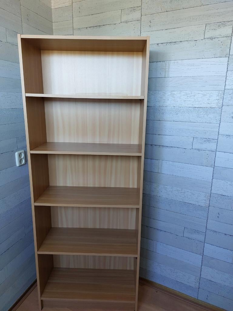 Boekenkast beukenkleur - 69x30x175 cm - Zeer goede staat, Ophalen, Met plank(en), 50 tot 100 cm, Zo goed als nieuw